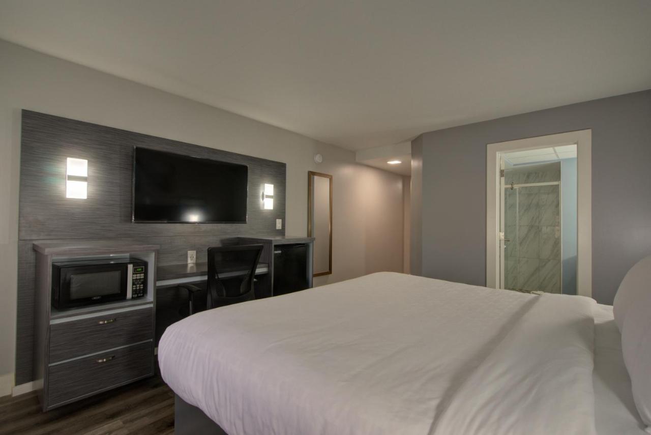 Готель Clarion Pointe Tampa-Brandon Near Fairgrounds And Casino Mango Екстер'єр фото